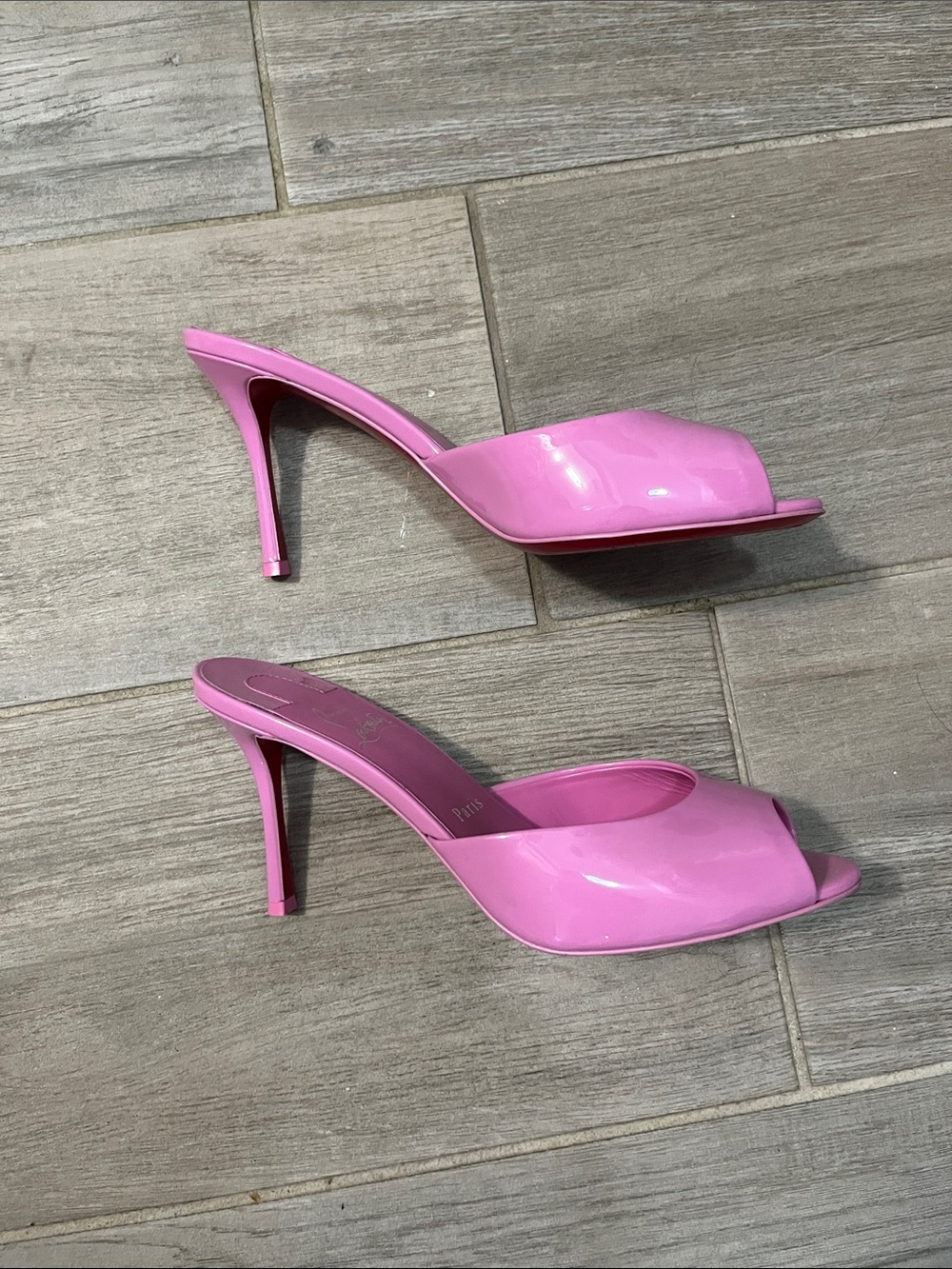 Christian Louboutin Pink Patent Open-Toe Mules Me Dolly - Picture 2 of 12